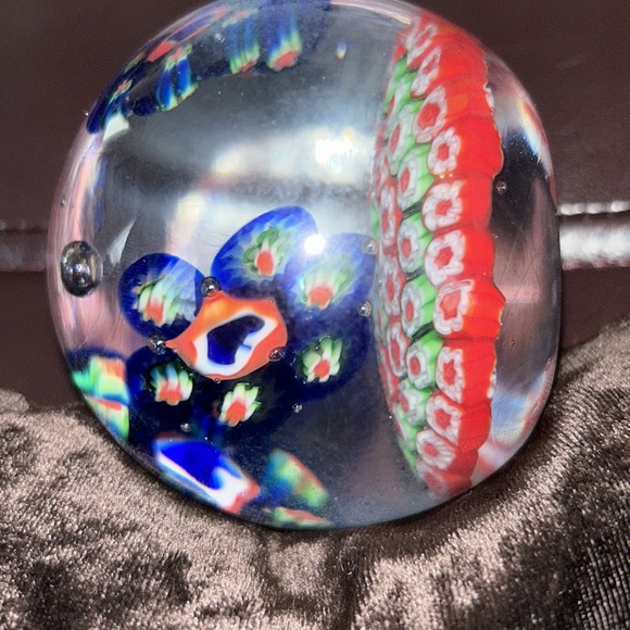 Glass paperweight - Picture 8 of 8